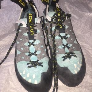 Women's La Sportiva Climbing Shoes- Size 6